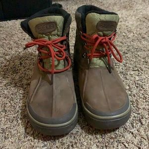 Keen waterproof boots